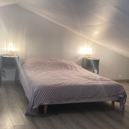 Gite Le Verger Soulignonne Esterno foto
